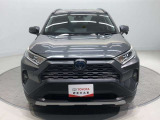 「フロントマスク」です。車の印象を決めるのは【顔】。この車の顔つきは、きっとあなたにピッタリ!?