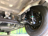 お車を安心してお乗りいただく為には、足回りの定期点検が欠かせません。サービスサポート(有償保証)では無料点検もご提供しており、安心のカーライフをお過ごしいただけるサポート体制が整っています。