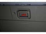 ヘルプネットボタン(緊急通報システム)装備!ドライバーの異常時対応通報とボタン操作による手動通報ができます。