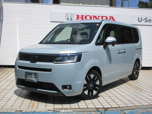 ステップワゴン  2.0 e:HEV エアー