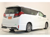 低価格で良質なお車を全社総台3,000在庫からお選びいただけます。営業時間 10:00〜19:00
