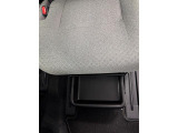 【シートアンダートレイ付き】