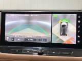 【プロパイロットパーキング】縦列駐車も車庫入れも指先だけの簡単な操作でスムースに。