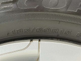 タイヤサイズは【185/60R15】