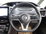 運転が楽しくなる明るく開放的な運転席まわりです。プロパイロットで高速など運転支援で疲れを軽減してくれます!