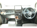 すっきりとした運転席回り☆
