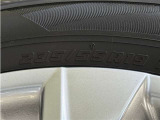 タイヤサイズは【235/55R19】