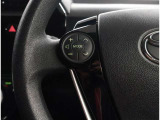 ハンドルから手を放さずに操作出来ますので、安全運転にもつながりますね