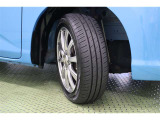 タイヤサイズ 175/55R15。