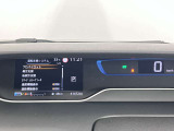 日産のエマージェンシーブレーキは前方の状況を監視し車両や歩行者との衝突回避、被害を軽減する技術です