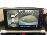 パノラミックビューモニター付き!クルマを真上から見ているかの様に、映像をモニターに表示。周囲の状況を把握しながら安心して駐車が可能です!
