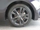 R7年式夏タイヤ215/45R17セイバーリング製です。