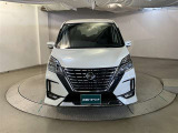 ご覧の車両は店舗にて商談中または直近での売約済みとなっている可能性がございます。まずは店舗スタッフまでお問い合わせ頂き在庫確認した上でご来店の日時を決めて頂き当日にご来店頂きます様お願い致します。