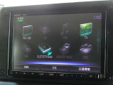 CD・DVD(再生機能)・ブルートゥース等を使用することができます。