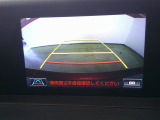 バックモニター付き。 車両後方の映像が画面に表示されるので、車庫入れが苦手な人も安心です。ただし、目視確認もお忘れなくお願いいたします。