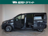 両側パワースライドドア付きだから、狭い駐車スペースなどでの 乗り降りラクラク!小さなお子さまのいるご家庭には嬉しい装備。