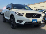 XC40 T4 AWD Rデザイン 4WD 