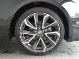 R6年式夏タイヤ225/40R18セイバーリング製です。