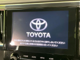 【ナビ機能付きディスプレイオーディオ】ナビ機能搭載の他、お持ちのスマートフォンと連携して、ナビやbluetoothでの音楽再生が可能です♪デザインはもちろん操作性も良好!