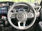 【純正革巻きステアリング】上質な革を使用することで、手にしっかり馴染みとても運転しやすいハンドルです♪