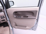 中古車は一物一価、同じようなお車でも、整備状況、外内装の状態など様々です。