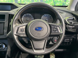 【全車速追従機能付クルーズコントロール】高速道路での長距離走行が楽に!!自動で速度を保つクルーズコントロールが、衝突軽減システムと連携し、前方の車両を感知して車間を保つように速度調節してくれます!!