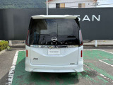 バックソナー付きなので、見えづらい後方の障害物も警音で教えてくれます♪駐車時の心強い味方です!