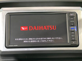 【純正ナビ】人気の純正ナビを装備。オーディオ機能も充実しており、Bluetooth接続すればお持ちのスマホやMP3プレイヤーの音楽を再生可能!毎日の運転がさらに楽しくなります!!