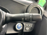 【オートライト】周りの明るさに応じて自動でヘッドライトの点灯・消灯ができる機能です!ライトの付け忘れ・消し忘れなどが無くなり、雨の日や夕方の走行も安心!トンネル通過時も便利ですね♪