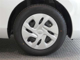 R7年式夏タイヤ185/65R15ダンロップ製です。