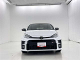GRヤリスは、トヨタのモータースポーツ部門「TOYOTA GAZOO Racing(TGR)」によって開発されたスポーツカーです。
