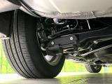 お車を安心してお乗りいただく為には、足回りの定期点検が欠かせません。サービスサポート(有償保証)では無料点検もご提供しており、安心のカーライフをお過ごしいただけるサポート体制が整っています。