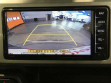 バックガイドモニターで、後方を確認しながら安心して駐車することができます。運転初心者も熟練者も必須の機能ですよ!