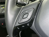 ステアリングスイッチ装備!運転しながら手元でオーディオの操作などができます。