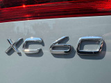 XC60よりスマートにその輝きを増して生まれ変わりました。クリーンでエレガントなスカンジナビアンデザイン。その流麗なエクステリアは、さらにシンプル&スマートに研ぎ澄まされました。