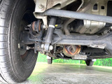 お車を安心してお乗りいただく為には、足回りの定期点検が欠かせません。サービスサポート(有償保証)では無料点検もご提供しており、安心のカーライフをお過ごしいただけるサポート体制が整っています。
