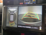 パノラミックビューモニター付きです。車両を上から見たような映像をディスプレイオーディオ画面に表示。運転席からの目視だけでは見にくい、車両周辺の状況をリアルタイムでしっかり確認できます。