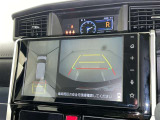 バックモニター付なので後退時に後方が見えるので安心。 車は構造上、死角がたくさんなので万が一を考えると必須ですね。 あくまで補助の為の装備、バックは目視で確認する事が重要ですよ。