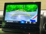 【バックカメラ】駐車時に後方がリアルタイム映像で確認できます。大型商業施設や立体駐車場での駐車時や、夜間のバック時に大活躍!運転スキルに関わらず、今や必須となった装備のひとつです!