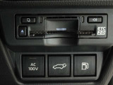 非常時やキャンプなどに役立つAC100Vコンセント付きです。ETCも装備してます。