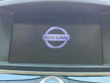【メーカー純正ナビ】インテリアに溶け込むスタイリッシュな「専用設計」メーカーナビを装備♪視認性や操作性など基本性能にも優れ、より上質なカーライフをお楽しみいただけます。
