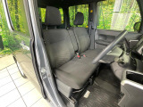 運転席シート廻りは使用感も少なく、良好な状態となっています。丁寧に使われていたことがよくわかりますね。