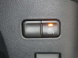 【電源コンセント】非常時やキャンプなどに役立つAC100V/100Wコンセント付きです。
