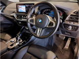 ☆センターパネルを運転席側に僅かに傾けたBMW独特のインパネ☆【駆け抜ける歓び】はここからもスタートしております☆