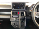 温度を設定すれば、自動で車内の温度管理をしてくれる優れものです♪ATミッションで運転楽々