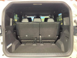 普段のお買い物や通勤、送迎等に十分な荷室スペースを確保しております。セカンドシートを倒すと、大きな荷物の積載も可能です♪