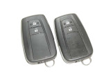 【スマートキー】簡単便利機能♪キーを取り出さずにドアを施錠&解錠。クルマの始動も可能です。