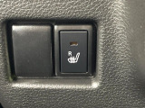 【シートヒーター】寒い日に重宝するシートヒーター!エアコンより早く温まってくれるので寒がりの人も安心ですね♪エアコンの温風は乾燥するから苦手、という方にもをおすすめです。