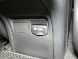 災害時にも安心。家庭用電化製品が使用できるAC100V、1500Wのコンセント付きです。
