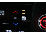 シートヒーター装備付き車!!座席に埋め込まれた電熱線によりシートを暖めることが出来る装備で、温められたシートは、寒い冬には最適です!!